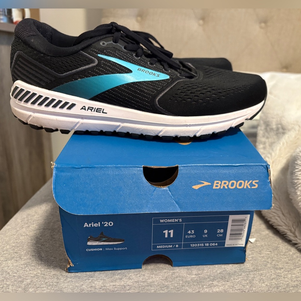 Brooks Womens Ariel 20 Running Shoes Size 11 B Blue Walking Comfort Cushioned